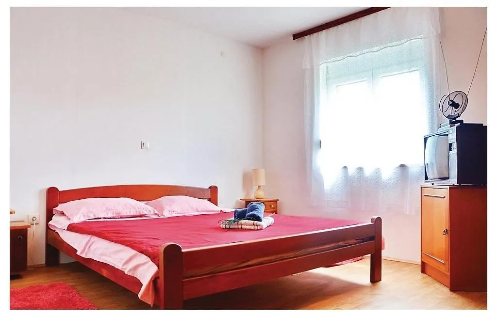Vila Family Friendly House With A Swimming Pool Posedarje, Novigrad - 15785 Islam Latinski Prázdninový dům
