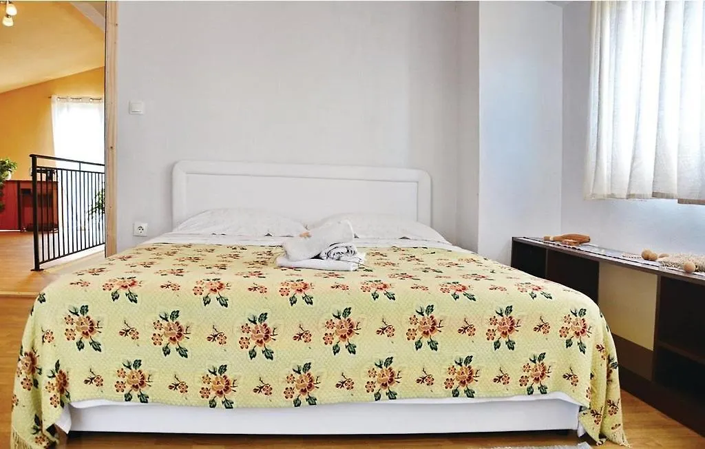 Vila Family Friendly House With A Swimming Pool Posedarje, Novigrad - 15785 Islam Latinski 0*,