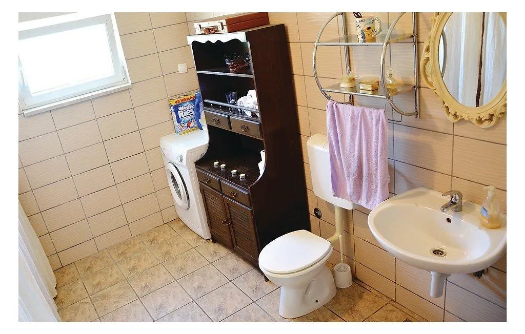 Vila Family Friendly House With A Swimming Pool Posedarje, Novigrad - 15785 Islam Latinski Prázdninový dům
